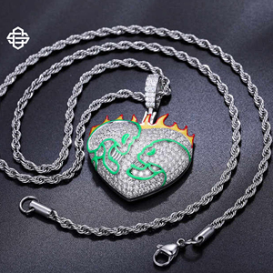 Personalizado Hiphop aleación Moissanite Iced Out colgante collar para hombres diamante llama corazón diseño Bling cadena cubana 18K chapado en oro - Product Image 2