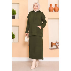Conjunto de suéter con capucha color caqui y vestido de dos piezas con detalle de hiyab transpirable, atuendo elegante y cómodo - Product Image 1