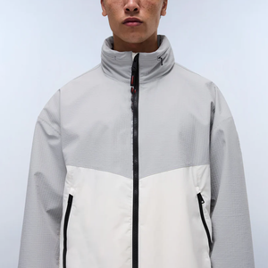 Chaqueta Cortavientos Urbana con Bloques de Color, Cuello Alto, Transpirable, Resistente al Agua, con Bolsillos con Cremallera, Prenda Esencial para la Ropa Urbana - Product Image 3