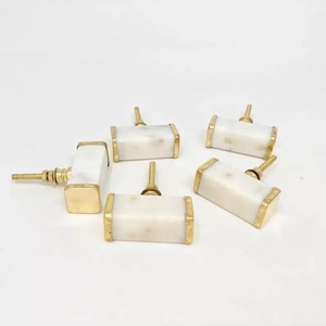 ลูกบิดประตูตู้ลิ้นชักห้องครัวแบบเรียบง่ายทำจากโลหะหินอ่อนปรับขนาดได้อุปกรณ์เฟอร์นิเจอร์ - Product Image 2