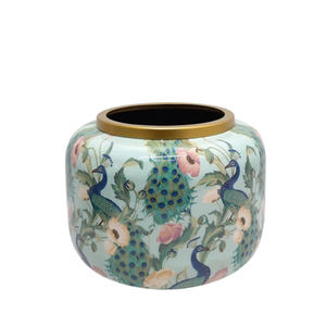 Juego de decoración navideña Florero de metal Acabado mate Maceta de diseño de lujo para decoración del hogar - Product Image 4