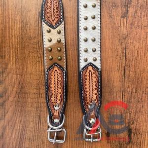 Collier en cuir de vachette durable pour animaux de compagnie pour petits et moyens chiens et anneau de cou rembourré colliers de chien en cuir véritable usinés à la main en stock - Product Image 1