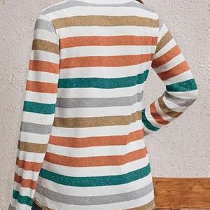 Wholesale High Quality Women's Custom Blank Breathable Short Sleeve Spring Blouse with Front Logo - Product Image 4