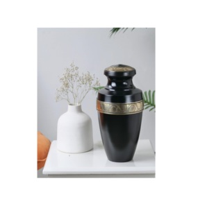 Venta caliente estilo americano personalizado latón cremación urna nuevo diseño Metal funeral suministro al por mayor para cenizas humanas - Product Image 4