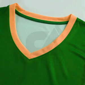 Ventes en gros d'uniformes de basket-ball, de football et de course pour hommes, ensembles de mode avec logo personnalisé, 100% polyester, séchage rapide, faible MOQ, taille plus - Product Image 3