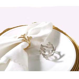 Rond de serviette en laiton Design à la mode or fini porte-serviettes de meilleure forme pour la maison et les accessoires de Table de dîner de mariage - Product Image 1