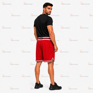 Shorts de sport en mesh sublimé pour hommes, personnalisables, pour la gym, le basketball, l'entraînement, la course à pied, séchage rapide, vente en gros - Product Image 6