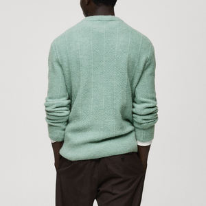 Vente en gros de pulls classiques en tricot pour hommes, vêtements décontractés d'hiver avec logo brodé personnalisés, pull chaud à col rond en tricot pour hommes - Product Image 6