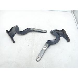 SEAT Alhambra 3rd Series (10>) บานพับฝากระโปรงหน้าขวาและซ้าย 7N0823301B - Product Image 2
