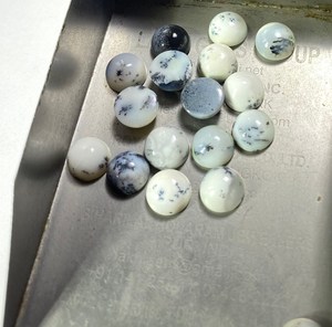 Dendrite โอปอลลูกปัดอัญมณีทรงหลังเบี้ย4มม. ทำเครื่องประดับอัญมณีธรรมชาติ - Product Image 2