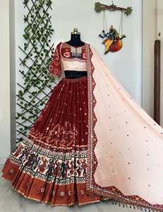 ชุดเลเฮนาโชลีแบบกลับด้านได้ รุ่นใหม่มาแรง สำหรับงานแต่งงาน งานดีวาลี ผ้ามัสลินคอตตอนพิมพ์ลายย้อมสี - Product Image 4