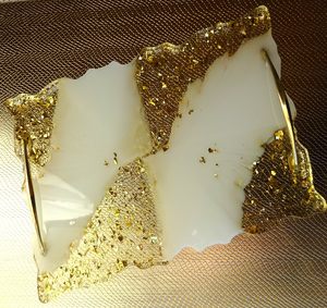 Bandeja de servicio redonda de resina con aspecto recién llegado, forma redonda y organizador de accesorios de baño, bandeja artesanal - Product Image 4