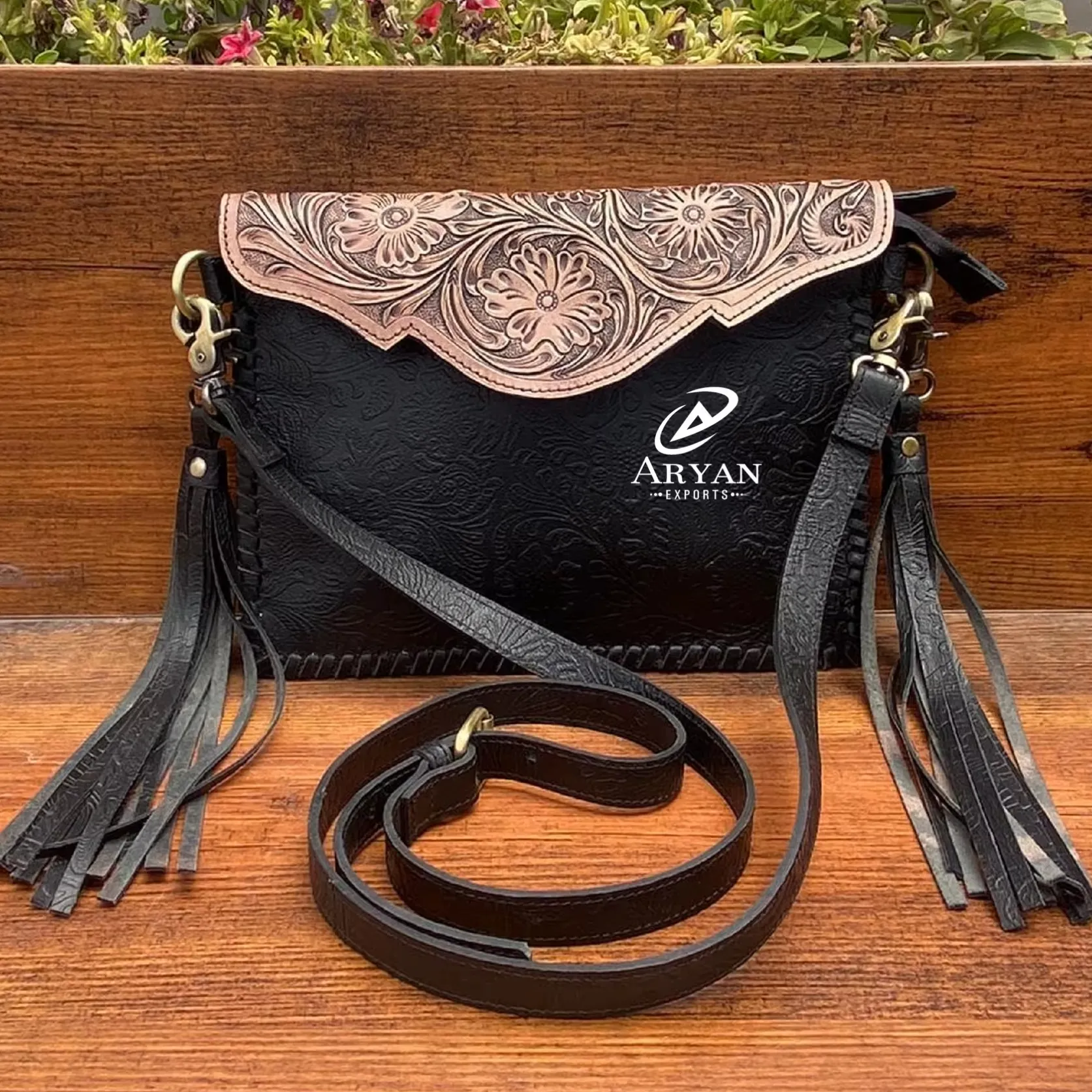 New Hot Selling Real Genuine Tooled Embossed Leather Compact Tassel Sling Bags Women High Quality Unique Carved Leather Handbags