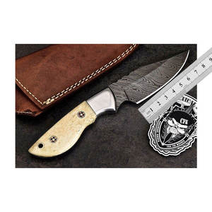 Couteau de chasse Skinner en acier Damas de haute qualité personnalisable Couteau de camping en plein air fait à la main avec manche en bois Support OEM - Product Image 1