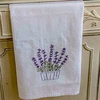 Serviette de cuisine en coton blanc classique White Elegance Premium avec broderie ethnique artisanale pour des traditions domestiques intemporelles