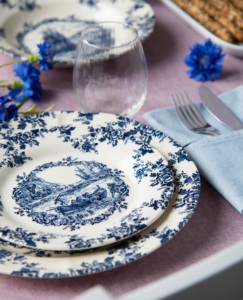 Set di Stoviglie 12 Piatti in Ceramica Multicolore Moderno Durevole Ecologico Adatto al Microonde Tema Vintage Floreale Les Voyages Excelsa - Product Image 6