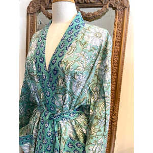 Bata de Baño Estilo Kimono Clásico para Mujer, Tejido Suave, Cintura Elástica con Botones y Cordón Ajustable para Verano, Talla Única Personalizable - Product Image 2