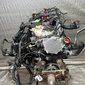 Motor Remanufacturado EA888 Gen3 2.0T TSI de Alto Rendimiento, Turbo Gasolina 2.0L TFSI, Bloque Largo de Aluminio 4, Venta al por Mayor para Automóviles - Product Image 4
