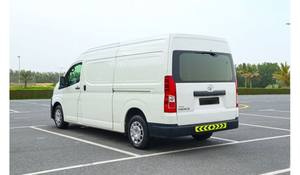 ENVÍO RÁPIDO para Toyota Hiace 2020 RHD-LHD, Autobús Eléctrico con Transmisión Automática, Interior de Cuero Claro, Motor de 8L - Product Image 3