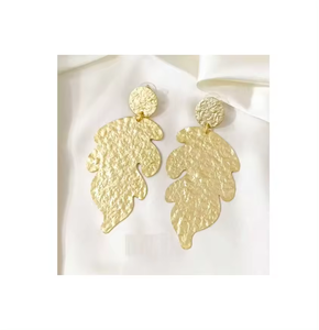 Boucles d'oreilles de dame de bijoux en laiton pour les articles de fête et les produits d'artisanat naturels polis brillants faits à la main - Product Image 5