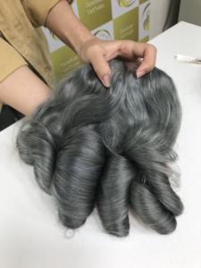 ผมต่อผมมนุษย์แท้สีบลอนด์แบบคู่ปิดด้วยลูกไม้แบบ HD ติดหนังกำพร้าแบบหยิกในสไตล์เป็นลอนธรรมชาติ - Product Image 1