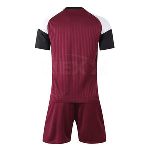 Uniforme de football à bas quantité minimale de commande uniforme de football adulte à séchage rapide uniforme de football confortable - Product Image 2