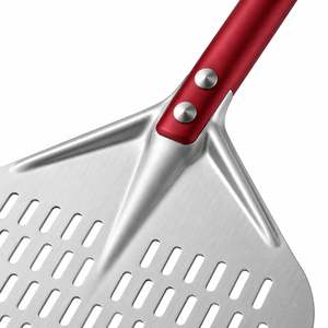 Pelle à pizza en aluminium perforée Fida 30 cm - Product Image 3