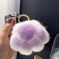 Porte-clés boussole en peluche douce au design de dessin animé Kawaii, pompon en fausse fourrure en forme de patte d'ours 3D, breloque de voiture et pendentif de sac