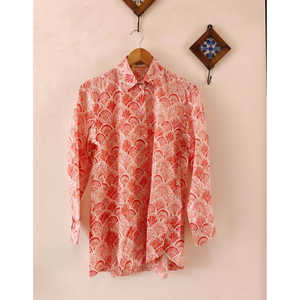 เสื้อผู้หญิงกระดุมยาวลงผ้าปอปลิน - Product Image 1