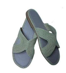 Chaussures raphia marocaines, pantoufles raphia, cadeau d'anniversaire, pantoufles rafia traditionnelles, babouches rafia, fait main - Product Image 1