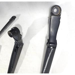 ที่ยึดใบปัดน้ำฝนกระจกหน้าขวาและซ้าย OPEL Mokka X 95915123 B16DTH ดีเซล 1600 (16>) - Product Image 2