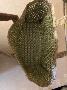Bolso Grande de Rafia Tejido a Mano ARTIMADA con Asas Largas de Cuero, Forro de Tela de Algodón de Moda y Borlas Multicolor - Product Image 4