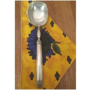 Ensemble de cuillères en acier inoxydable argenté au design créatif Finition élégante de la plus haute qualité pour le dessert et le café Capacité de 10ml - Product Image 1