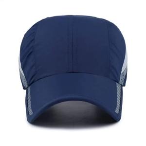 Casquettes de sport avec logo brodé personnalisé Vente en gros Casquette de golf de haute qualité en coton non structuré solide uni Casquette de baseball pour homme - Product Image 1