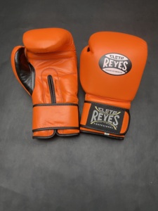 นวมต่อยแบบมืออาชีพสำหรับผู้ใหญ่เหมาะสำหรับคิกบ็อกซิ่งมวยไทยและการฝึกชกมวย - Product Image 3