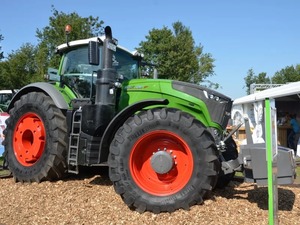 Haute efficacité Fendt 4WD 4 X4 Tracteurs Opération facile 718 VARIO 120 HP 140 HP Machine agricole DEUTZ Moteur Core Vente Prix bon marché - Product Image 6