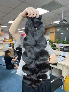 Extensiones de Cabello Humano Virgen Remy de Onda Corporal de Una Sola Tira, Cabello Vietnamita Crudo con Cutícula Alineada, Paquetes de Cabello Calidad 10A, Color Natural - Product Image 5