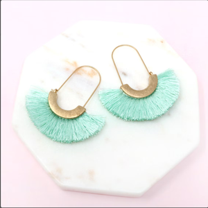 Boucles d'oreilles créoles tendance et modernes à pampilles, boucles d'oreilles à franges, boucles d'oreilles statement - Or - Longues - Product Image 1