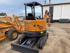 Miniexcavadora Usada de Alta Calidad para Case, CX60D, Equipo de Segunda Mano a Bajo Precio con Componentes Principales: Motor, Bomba - Product Image 5