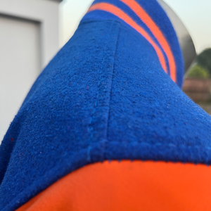 Chaqueta Universitaria Moderna para Hombre, Ropa Casual, Chaqueta Universitaria al por Mayor, 100% Lana en el Cuerpo y Mangas de Cuero, Chaquetas de Baloncesto - Product Image 3