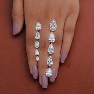 El mejor vendedor 1-5 Ct Todos los tamaños IGI Certified Pear Cut Lab Grown Diamond Piedras sueltas para la fabricación de joyas a precio al por mayor - Product Image 1