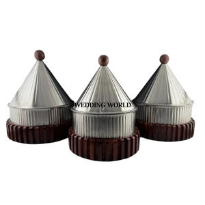 Pot à chaleur martelé en métal doré de haute qualité Casserole de créateur Forme ronde Vaisselle Chauffe-plats en métal - Product Image 4