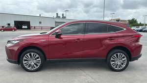 Toyota Venza XLE AWD 2021 d'occasion en excellent état - Product Image 3