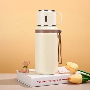 Gobelet isotherme moderne en acier inoxydable 800 ml avec infuseur à thé et couvercle, personnalisable - Product Image 2