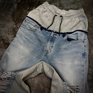 Fabricants en gros Lavage à l'acide personnalisé Ourlet effiloché Streetwear Hip Hop Baggy Patchwork pour hommes déchiré droit Design personnalisable - Product Image 6