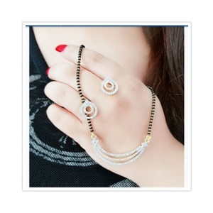 Medio Anillo de Diamantes para Boda, Elegante y Lujoso - Product Image 3