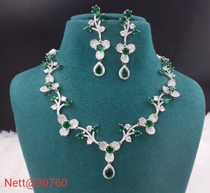 Conjunto de joyas de diamantes americanos Premium para mujer, y ocasión fiesta nupcial, brillo atemporal para cada look - Product Image 3