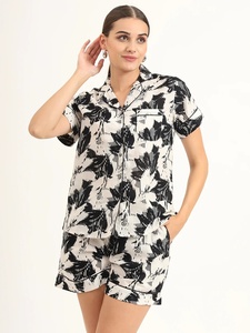 Conjunto de Pijama de Algodón Voile Pintado a Mano con Estampado Floral para Mujer, Transpirable, Suave, Cuello en V, Botones, Manga Corta, Casual, Cómodo y Romántico - Product Image 2