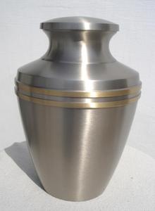 Urna de cremación Suministros funerarios clásicos Urnas Esmalte de alta calidad para cenizas humanas de fabricantes de artesanía india de metal - Product Image 5