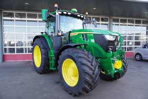 TRACTEUR AGRICOLE D'OCCASION JOHN DEERE 6R185 POWER TECH COMFORTVIEW FASE V 234 PK AUTOPOWER 2025, PARFAIT ÉTAT, PREMIÈRE MAIN - Product Image 2